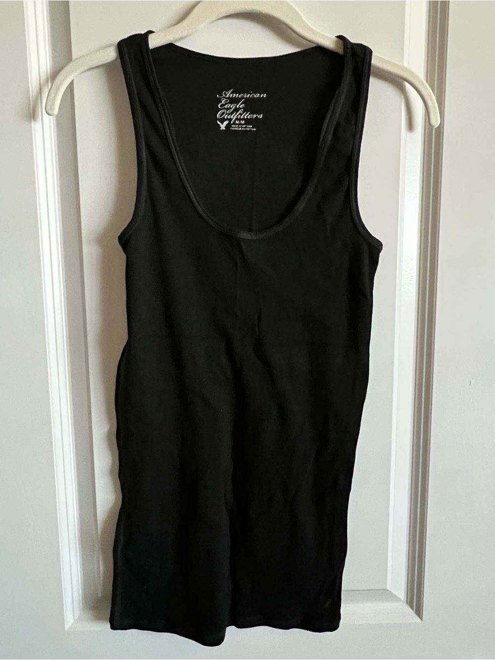 American Eagle Outfitters Black Scoop Neck Tank